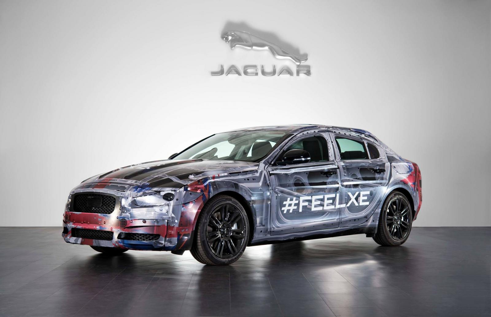 Jaguar XE, teaser ufficiale dell’auto definitiva