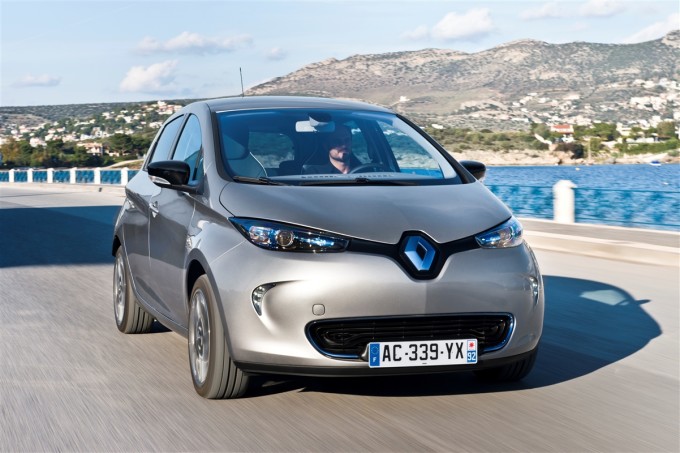 Renault annuncia gli ecoincentivi sui veicoli elettrici e GPL