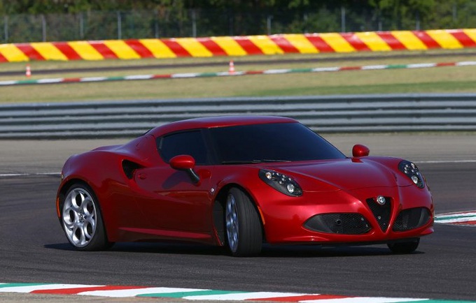 Alfa Romeo 4C, prezzo e informazioni sulla variante statunitense