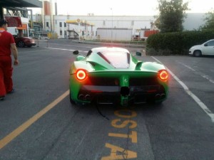 Ferrari LaFerrari Kermit Green, il regalo che si fa Jay Kay dei Jamiroquai