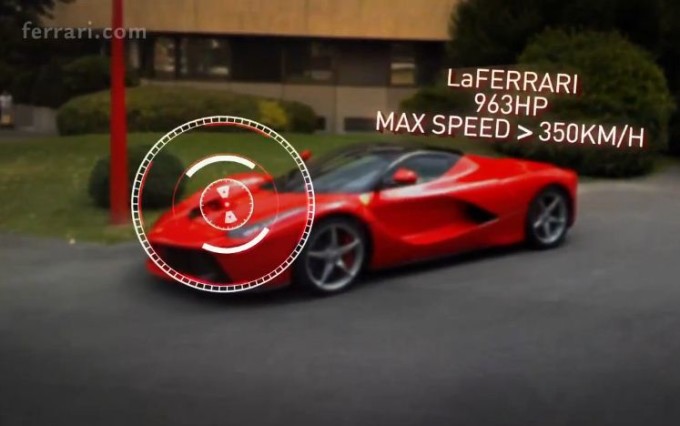 Ferrari LaFerrari in pista con i Google Glass