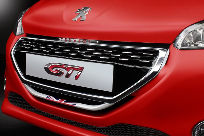 Peugeot 208 GTi 30th Anniversary, anteprima al festival di Goodwood