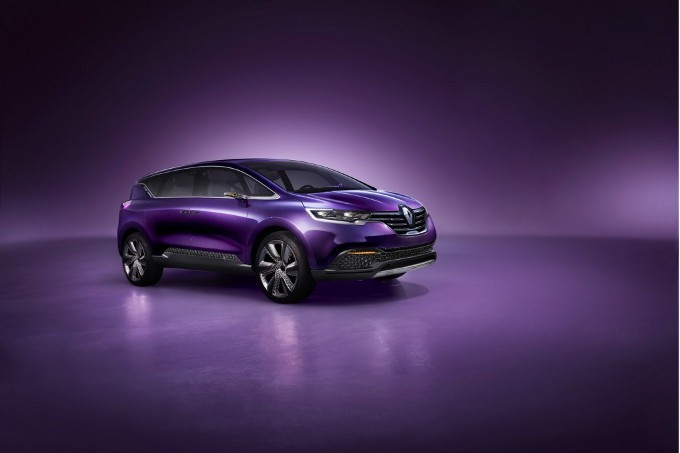 Renault Initiale, il primo modello debutterà a Parigi