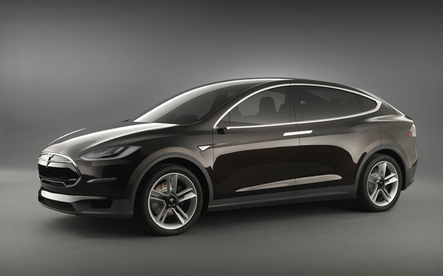 Tesla, nel futuro c’è un SUV elettrico e una rivale della BMW Serie 3