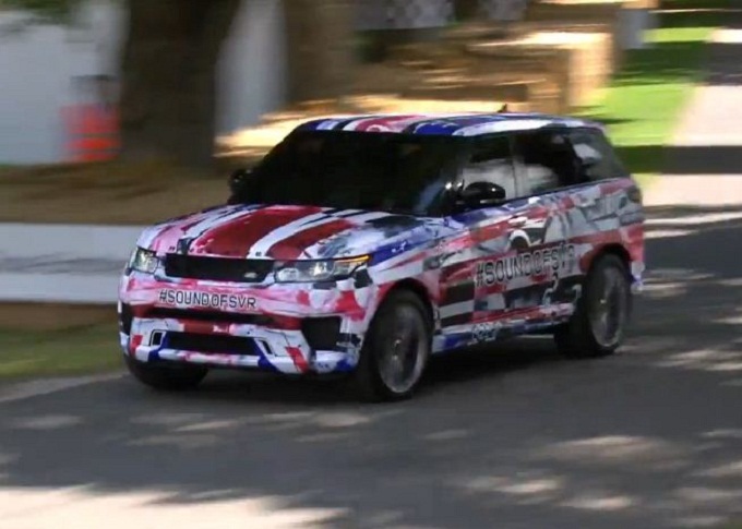 Range Rover Sport SVR, il SUV che ha emozionato la folla di Goodwood