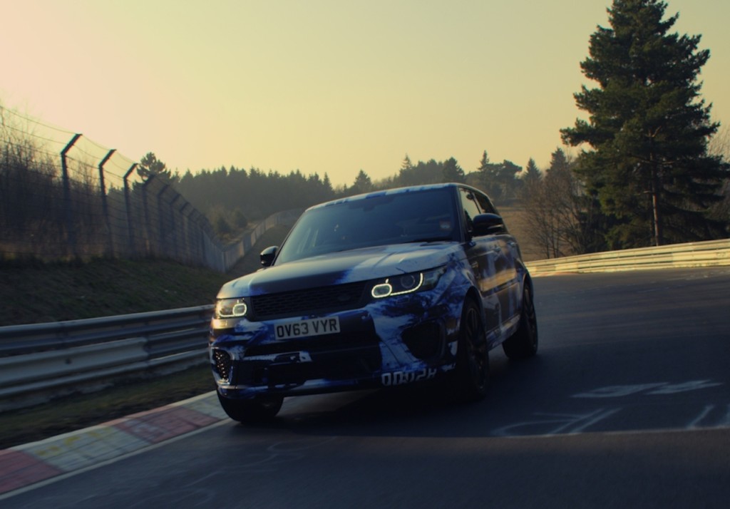 Range Rover Sport SVR: record al Nürburgring, è il SUV di serie più veloce