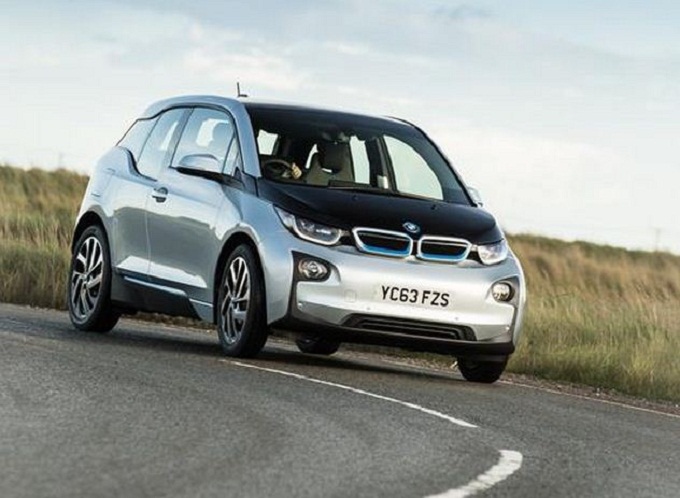 BMW i3, l’elettrica bavarese nel nuovo spot dell’Elica