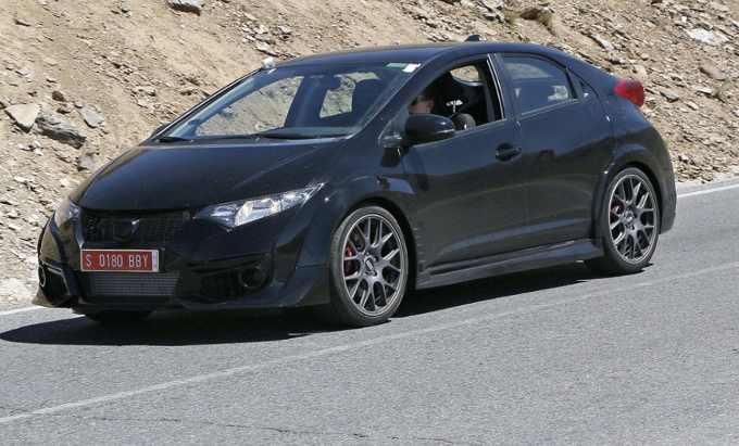 Honda Civic Type R 2015: foto spia del modello definitivo