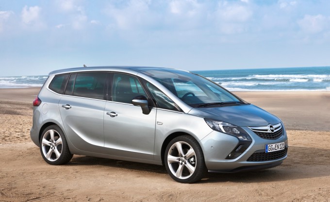 Opel Zafira Tourer, arriva il turbodiesel 1.6 CDTI da 120 CV