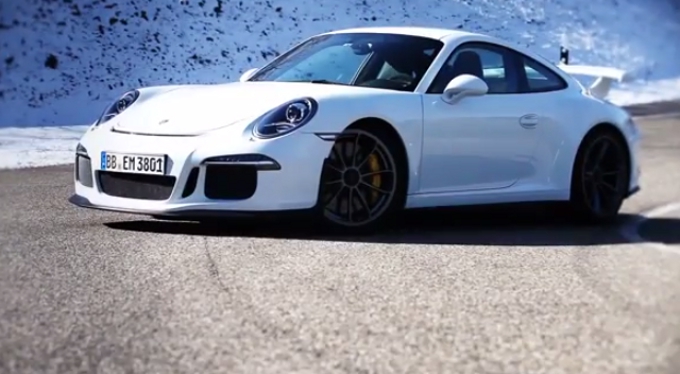 Porsche 911 GT3: video di un test in pista