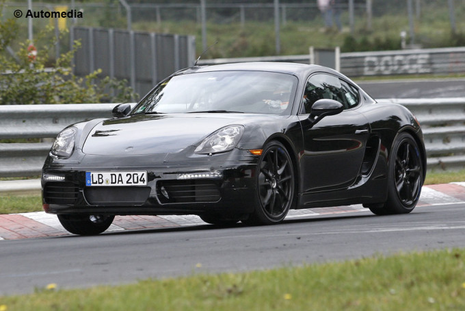 Porsche Cayman 2016, spiato il facelift sul tracciato del Nürburgring [FOTO SPIA]