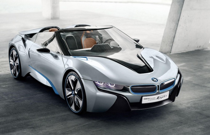 BMW i8 Spyder, la variante con tetto scoperto non si farÃ