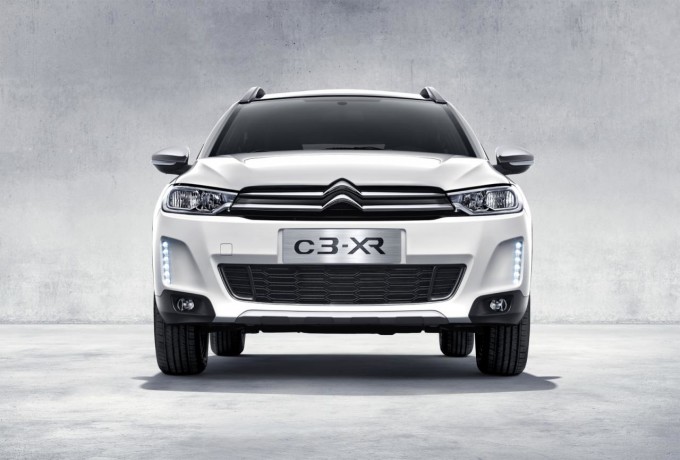 Salone di Parigi 2014: Citroën C3-XR, ecco il nuovo SUV francese