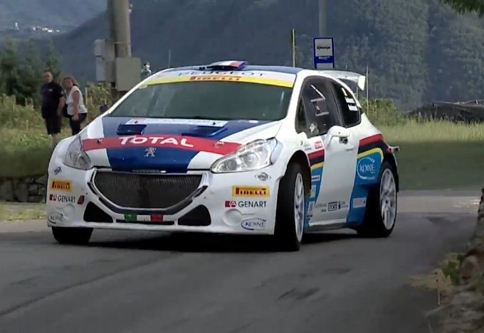 Peugeot 208 T16, Andreucci ci porta a bordo della sua belva da rally [VIDEO]