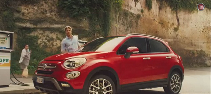 Fiat 500X, online il nuovo video