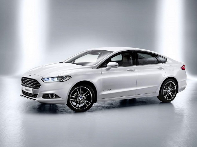 Ford Mondeo Hybrid: è iniziata la produzione nello stabilimento di Valencia