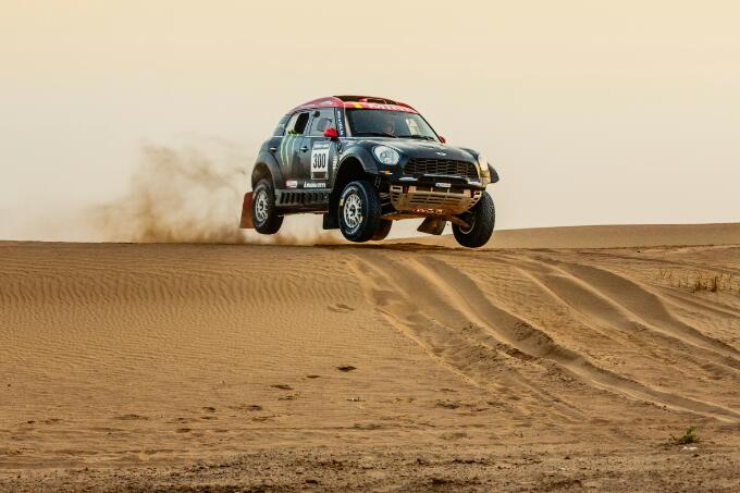 MINI ALL4 Racing, al Rally Dakar 2015 saranno ben otto gli equipaggi al via