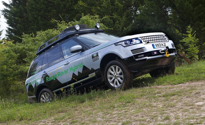 Range Rover, si pensa ad un modello destinato all’utilizzo off-road