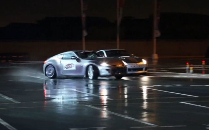 Nissan 370Z protagonista da Guinness World Record per il drifting di coppia più lungo [VIDEO]