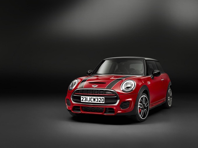 MINI John Cooper Works, 231 CV di carisma esclusivo [FOTO UFFICIALI]