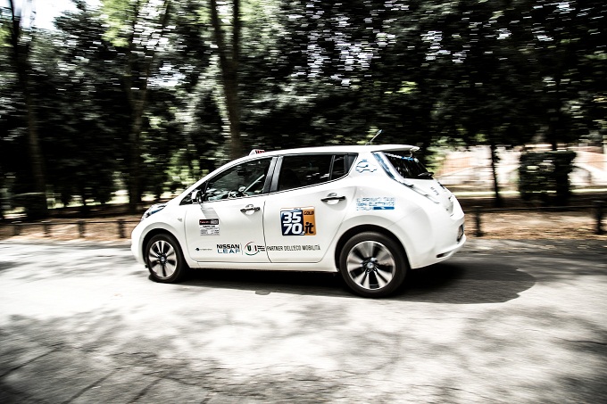 Nissan vince il premio “Super prodotto dell’anno” con i Taxi elettrici a Roma