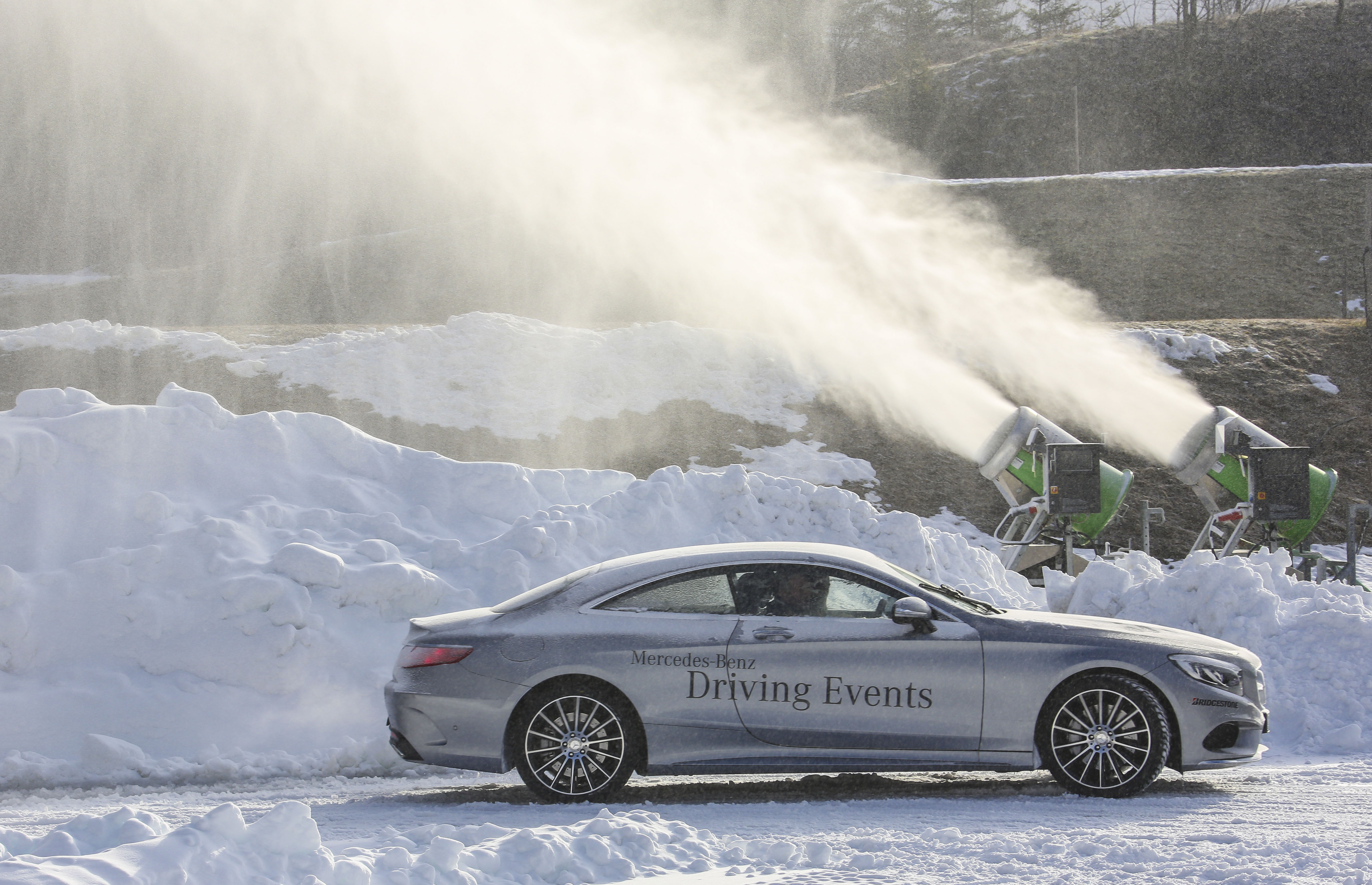 Winter Training Mercedes-Benz e Bridgestone