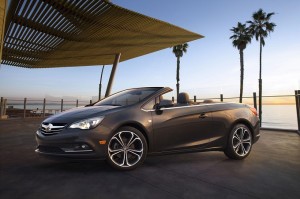 Buick Cascada, dopo 25 anni si torna alla convertibile [FOTO e VIDEO]