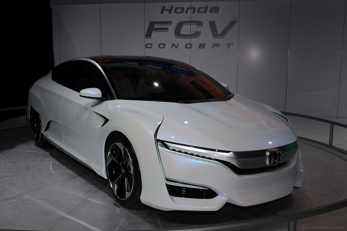 Honda FCV Concept, l’auto a idrogeno giapponese si prende la passerella a Detroit [FOTO LIVE]
