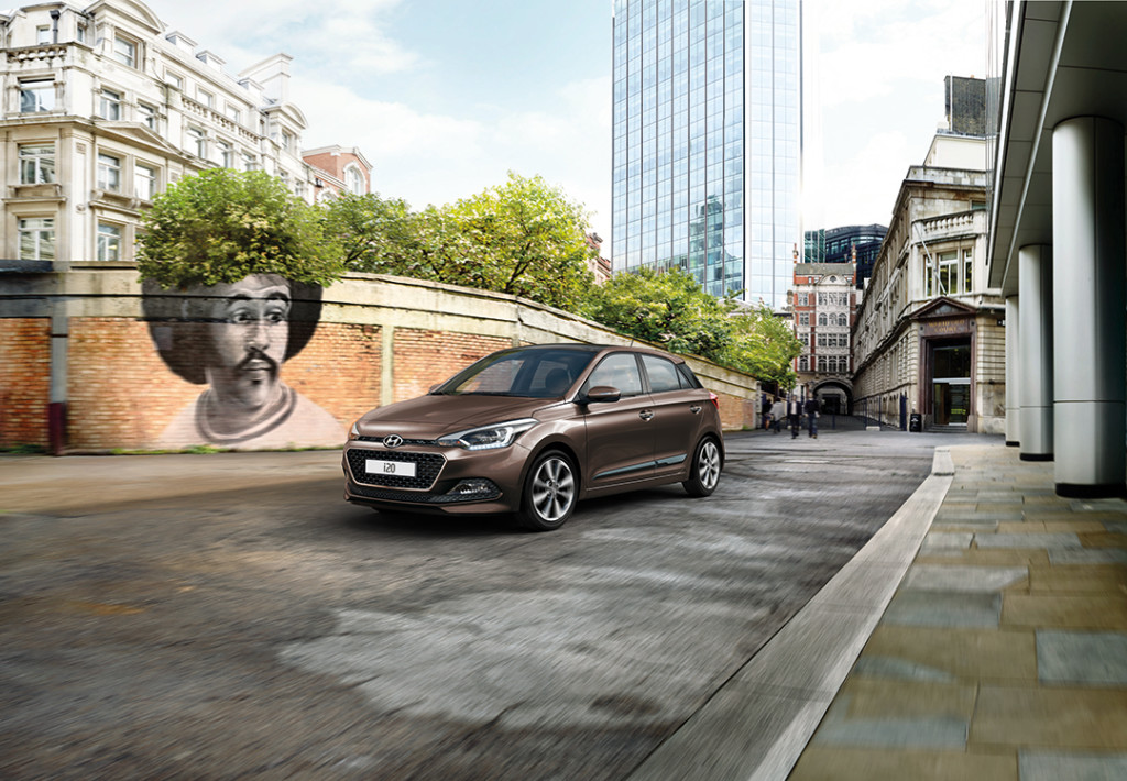 Hyundai i20 MY 2015, via al concorso #LoginToDrive che ti fa vincere un week-end a Londra