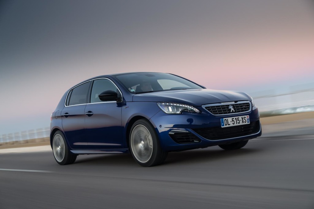 Peugeot 308 GT: caratteristiche e nuove foto ufficiali