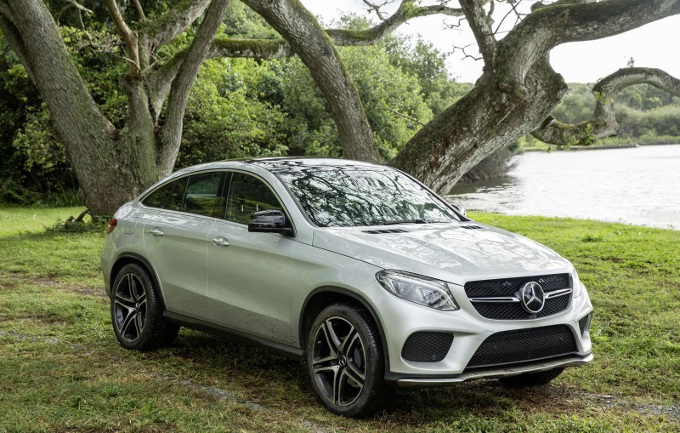 Mercedes GLE Coupé sarà protagonista del film Jurassic World