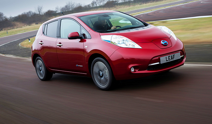 Nissan Leaf: in Europa la piccola elettrica viaggia più delle auto normali
