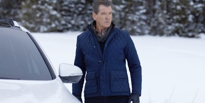 Kia, Pierce Brosnan è il protagonista dello spot per il SuperBowl 2015 [VIDEO]