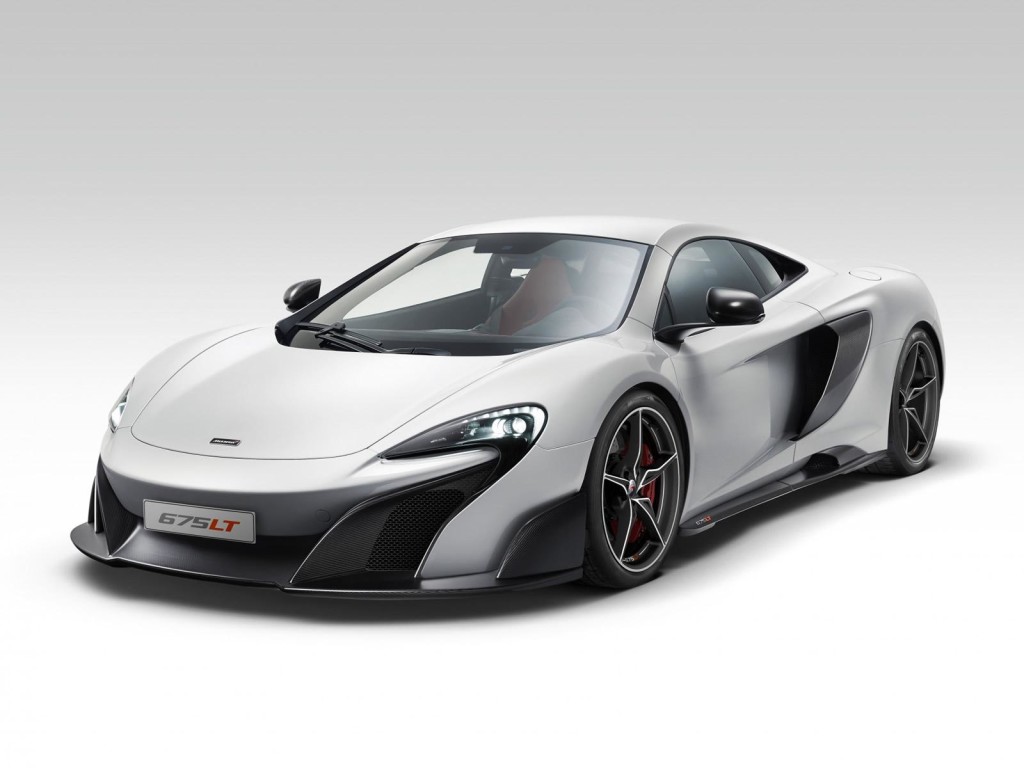 McLaren 675LT: le FOTO UFFICIALI ci svelano le forme della supercar