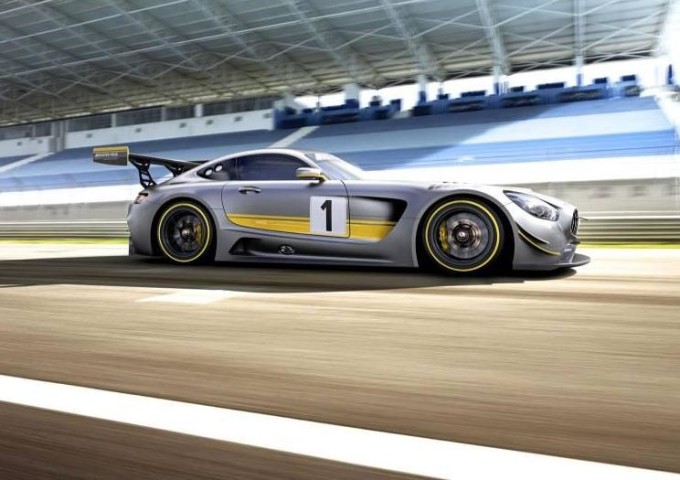 Mercedes-AMG GT3 nelle prime immagini sfuggite online [FOTO]