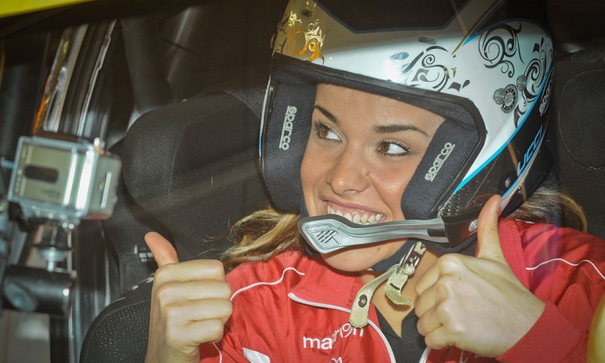 Le pallavoliste dell’Unendo Yamamay a scuola di rally da Paolo Andreucci [VIDEO]