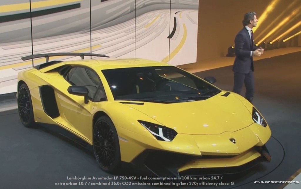 Lamborghini Aventador LP 750-4SV: prime FOTO UFFICIALI della SuperVeloce a Ginevra