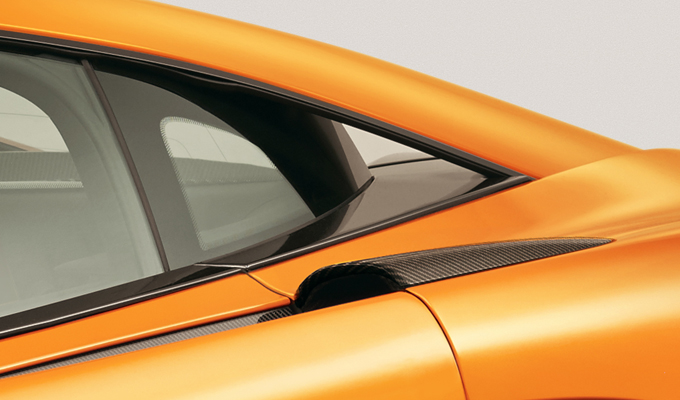 McLaren 570S Coupé: a New York la nuova interpretazione sportiva di Woking