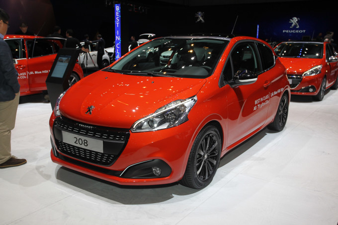 Peugeot 208 Facelift - Salone di Ginevra 2015