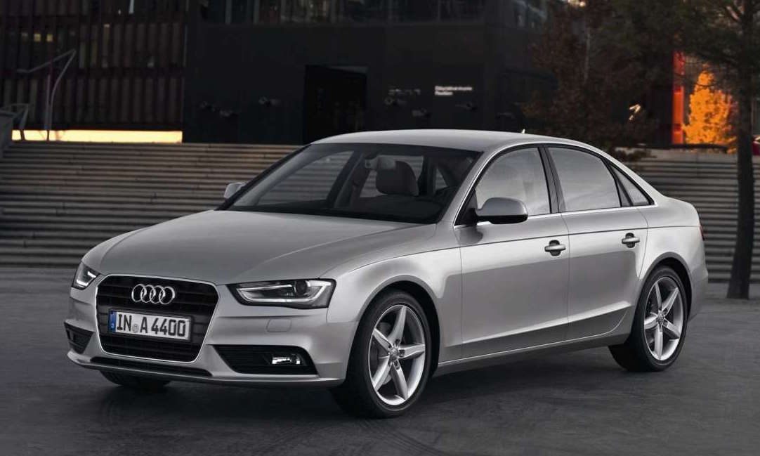 Audi A4, la nuova generazione attesa al Salone di Francoforte 2015