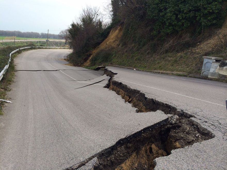 A14: frana tra Vasto sud-Montenero e Termoli