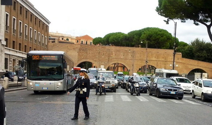 Traffico: Roma la città più congestionata d’Italia e tredicesima nel mondo