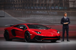 Lamborghini Aventador Superveloce sfreccia verso oriente e arriva a Shanghai