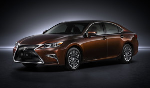 Lexus ES 2016: un esempio di eleganza e qualità al Salone di Shanghai 2015 [FOTO]