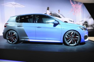 Peugeot 308 R Hybrid, il nuovo concept del Leone in mostra a Shanghai [FOTO]