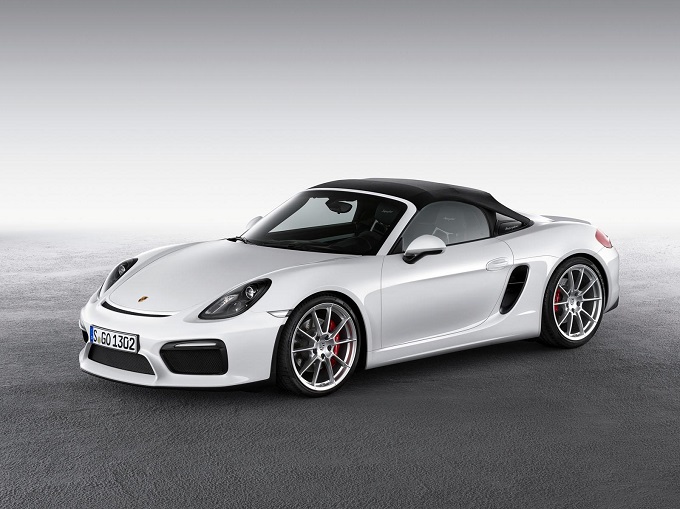 Porsche Boxster Spyder, in arrivo a New York con i suoi 375 CV [FOTO e VIDEO]