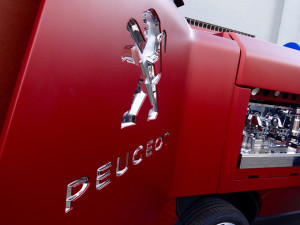 Peugeot Foodtruck e lampade ONYX, gusto e stile si fondono alla Milano Design Week 2015 [FOTO]