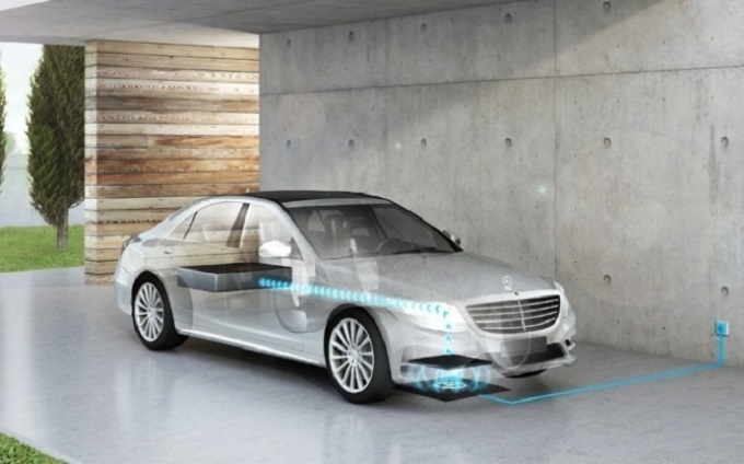 Daimler e Qualcomm insieme per lo sviluppo dell’auto sempre connessa
