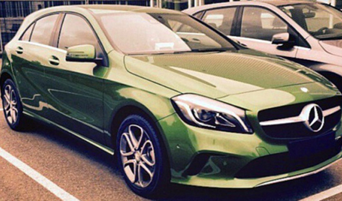 Mercedes Classe A MY 2016: una foto spia ne anticipa l’aspetto?