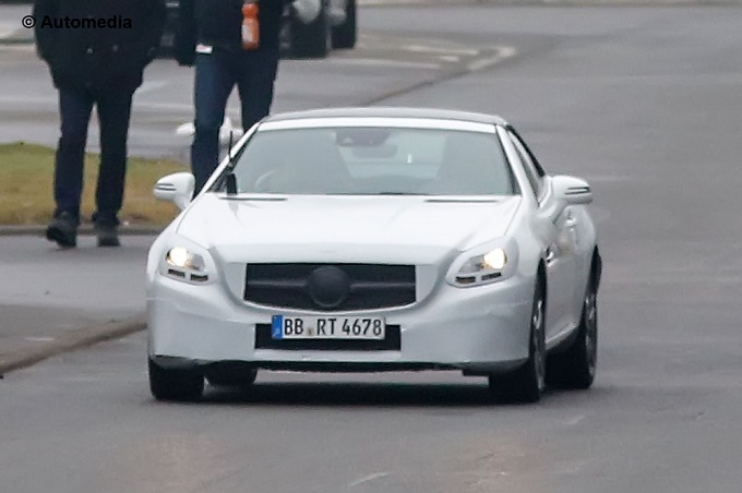 Mercedes SLC: si potrà ordinare da dicembre 2015 [FOTO e VIDEO]
